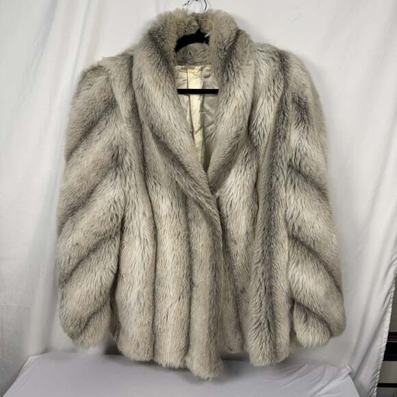 G. Caseratti Originals Jackets & Blazers - Vintage G. Caseratti Originals Gray Faux Fur Coat Women's Size Large USA Large
